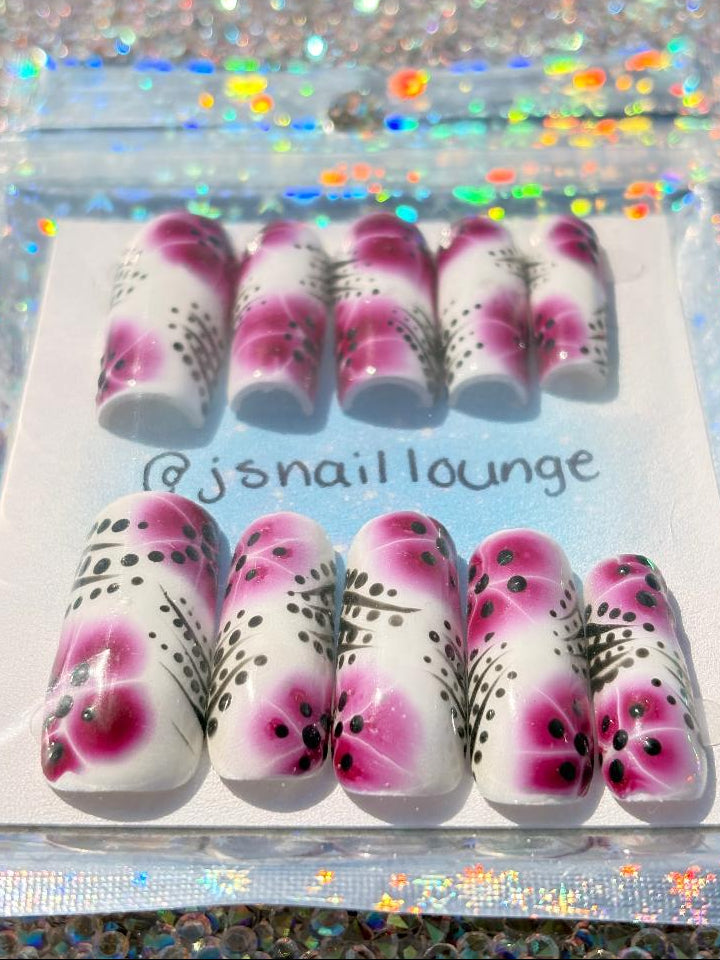 Plum Petals | Handmade Press-on Gel X Nail Set